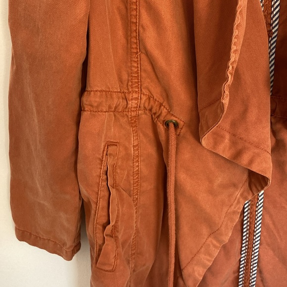 Jacket - Picture 3 of 6